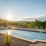 Luxury Santa Cruz With Xl Pool And Jacuzzi